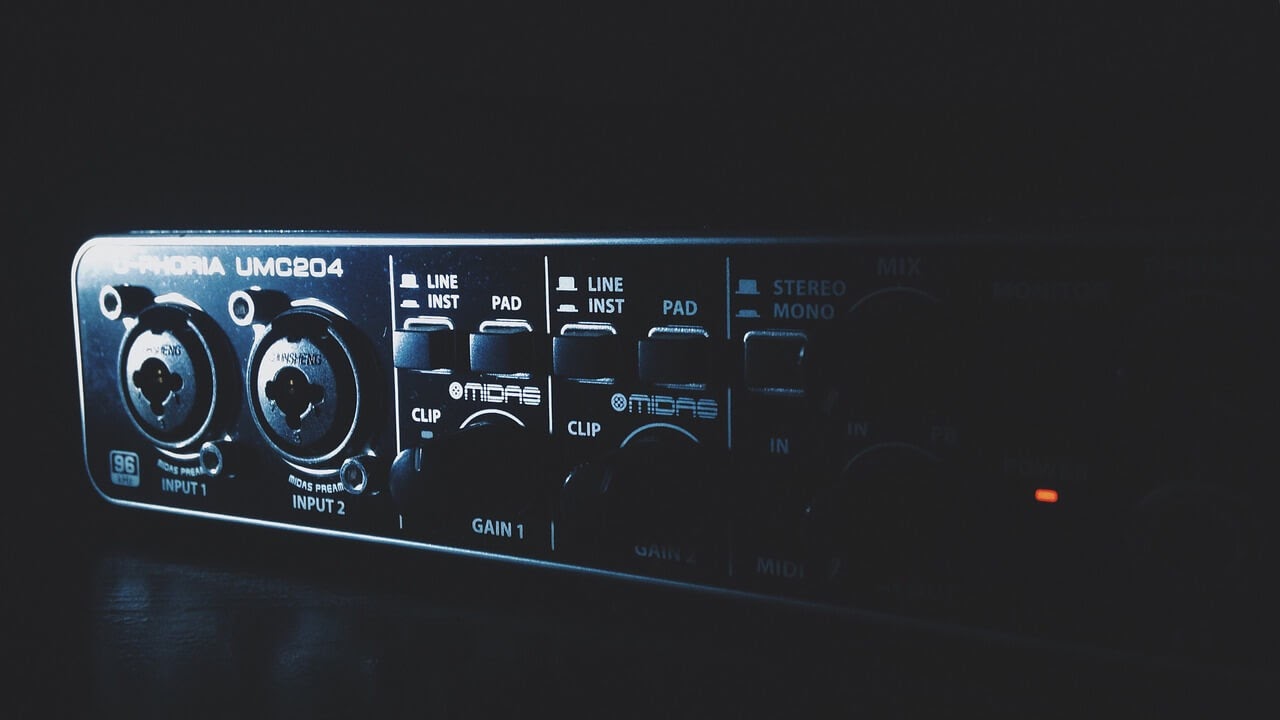 Best Audio Interface Under 1000 Dollars